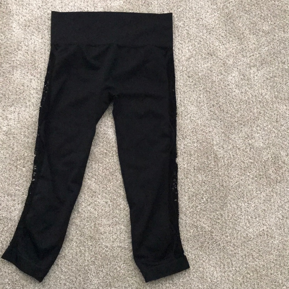 Forever 21 Capri workout pants
